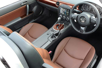 「ミツオカ・ヒミコ」車体色追加＆値上げの画像