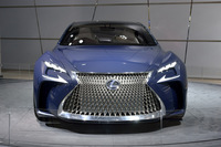 レクサスLF-FC：外観の美しさにシビレましたの画像