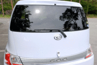 写真をクリックするとシートが倒れるまさが見られます。