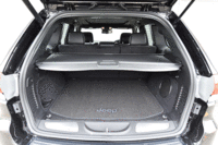 荷室容量は後席を起こした状態で782リッター。前倒しすることで1554リッターまで拡大できる。（写真をクリックすると、シートの倒れる様子が見られます）