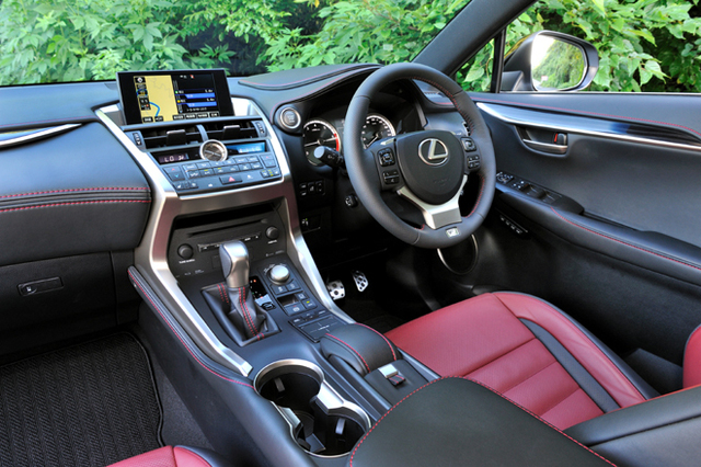 レクサスNX200t“Fスポーツ”（4WD/6AT）【試乗記】 追い上げなる