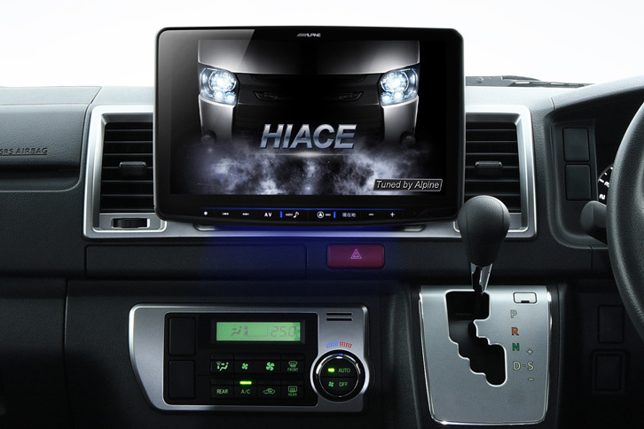 アルパイン BIG X「XE11Z-HI-NR」
	オープン価格（実勢価格23万円前後）