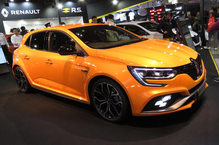 ルノー・メガーヌ ルノースポール