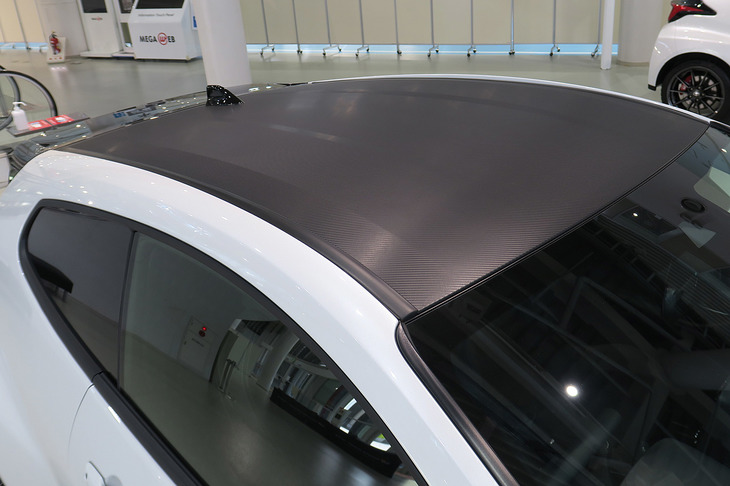 トヨタGRヤリスRZ（カーボンルーフ）