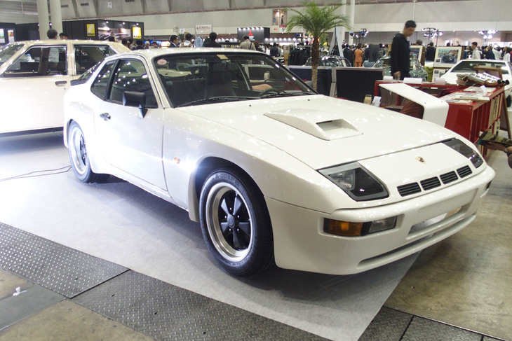 ポルシェ924カレラGTSスタイル（1980年）