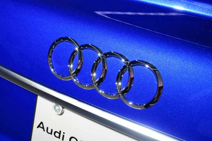 アウディQ5スポーツバック 1st edition（リアエンブレム）