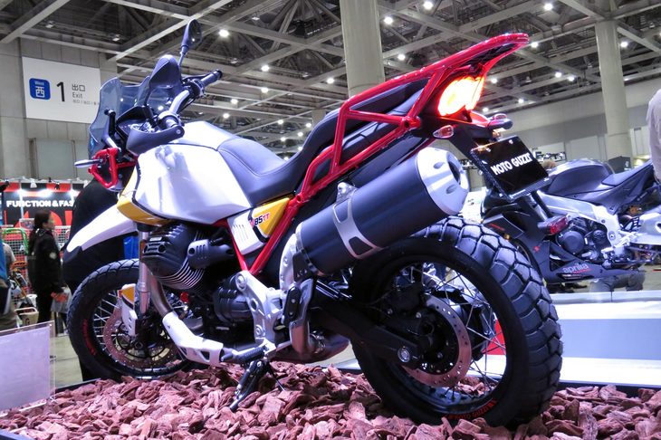 モト･グッツィV85 TT