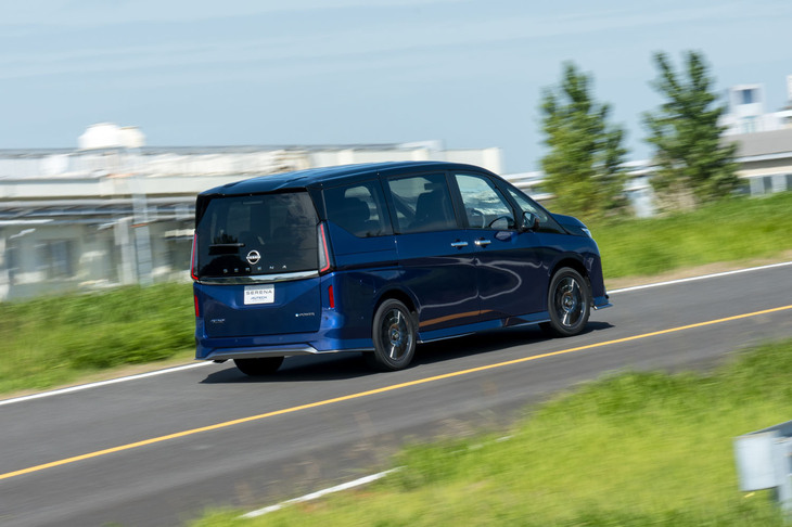 日産セレナe-POWER AUTECHスポーツスペック