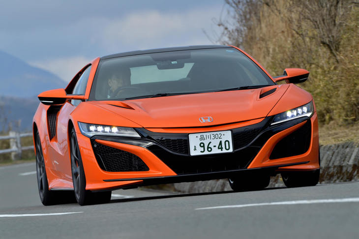 マイナーチェンジに当たっては、LPLをアメリカ人のテッド・クラウス氏から日本の栃木研究所に籍を置く水上 聡氏に変更。改良型のシャシーのセッティングはすべて日本サイドで行ったという。