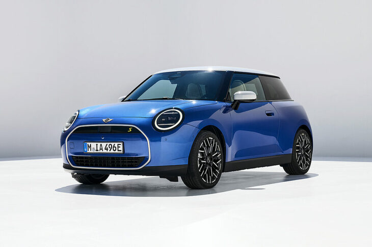 新型電動「MINIクーパー」のエントリー価格は3万2900ユーロで、珍しいことに、これは先代よりも安い。