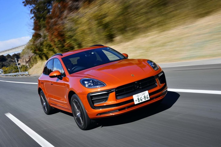 「マカン」が0-100km/h加速に要する時間は6.2秒（スポーツクロノパッケージ装着車の場合）。最高速は232km/hと公表される。