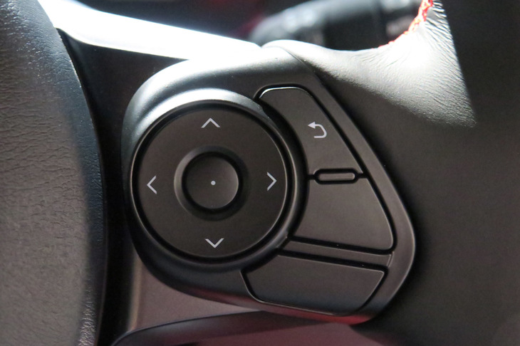 トヨタGR 86（ステアリングスイッチ）