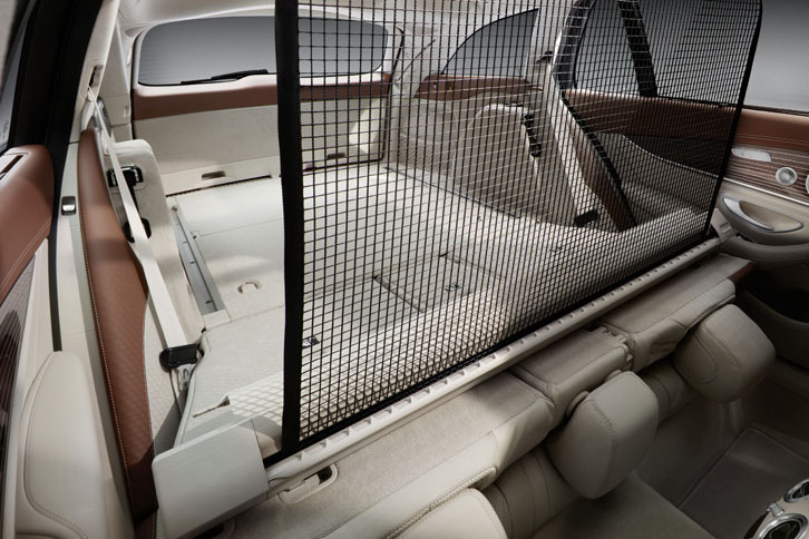 「Eクラス ステーションワゴン」のインテリア。