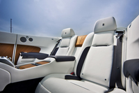 横浜の海をイメージしたロールス・ロイスが誕生の画像