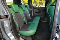 専用シートカバーの価格は13万2000円で、工賃は2万7500円。2023年12月24日までの期間限定受注なので、興味がある人は最寄りのディーラーに急ごう。