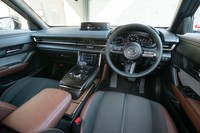 ビンテージ調のカラーリングが特徴の「インダストリアルクラシック」と名づけられたブラウン内装。こちらもオプションで選べる。