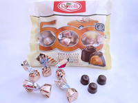 筆者がスーパーマーケットで発見した「500」チョコ。