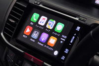 全車標準装備となった純正ナビゲーションシステム「Hondaインターナビ」は、新たに「Apple CarPlay」に対応した。