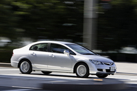 ホンダ・シビック1.8GL（5AT）／シビックハイブリッドMX（CVT）【試乗速報】の画像