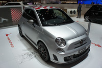 「アバルト695 フオリセリエ」