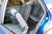 2列目と3列目の様子（7人乗り仕様車）。