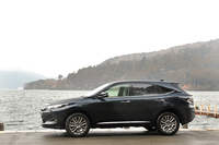 約2万台の受注の内訳は、ガソリン車が約1万2000台、ハイブリッド車が約8000台。