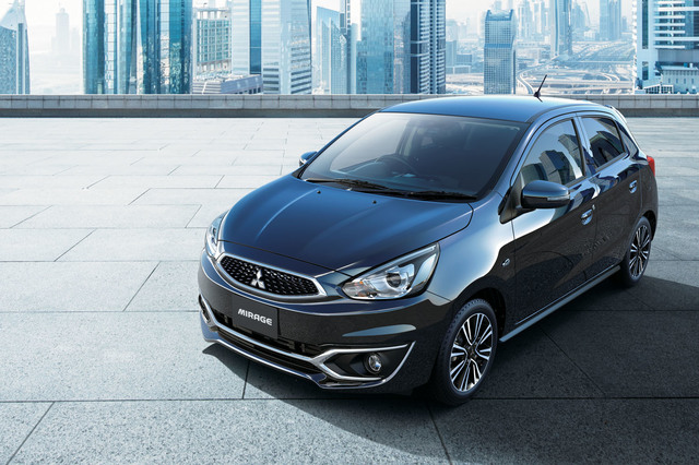 三菱が「ミラージュ」と「アトラージュ」のデザインを一新 【ニュース