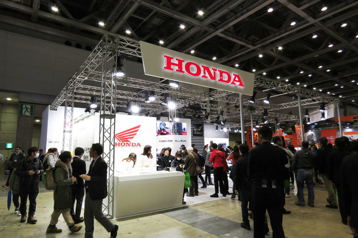 東京モーターサイクルショー2018におけるホンダブースの様子。