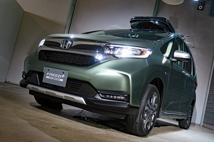 ホンダ・フリード＋ ハイブリッド クロスター ホンダアクセス用品装着車（4WD）(エクステリア）