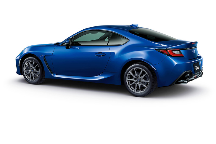 「スバルBRZ」は、スバルがトヨタと共同開発するFRスポーツカー。2021年7月に発表された新型は2代目モデルにあたり、最高出力235PSの2.4リッター水平対向4気筒エンジンを新搭載している。
