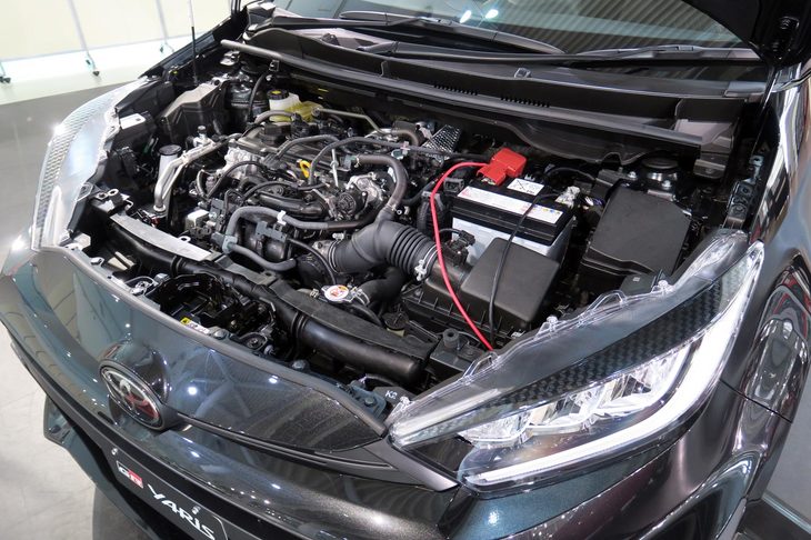 トヨタGRヤリスRS（1.5リッター自然吸気エンジン）