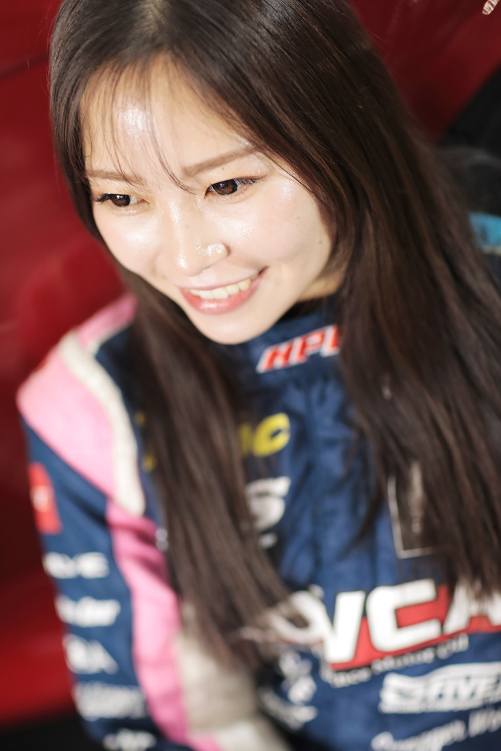 フロンティアネクストブースの三品和希さん