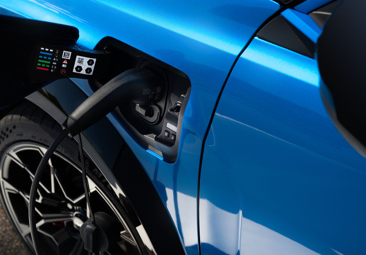 復活した「ルノー5」も「A290」も電気自動車だ。容量52kWhの駆動用リチウムイオンバッテリーを搭載している。