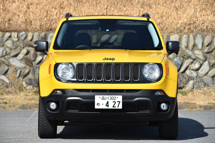 ジープ・レネゲード トレイルホーク