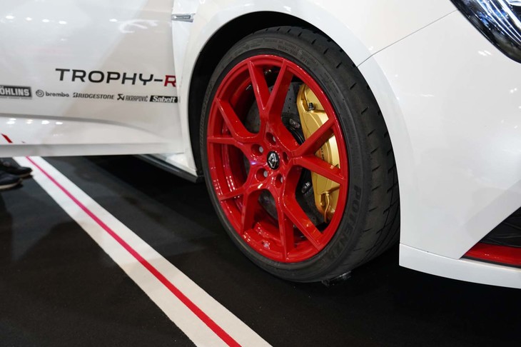 ルノー・メガーヌR.S.トロフィーR