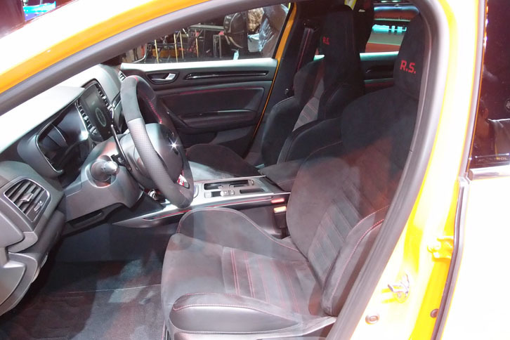 ルノー・メガーヌR.S.（インテリア）