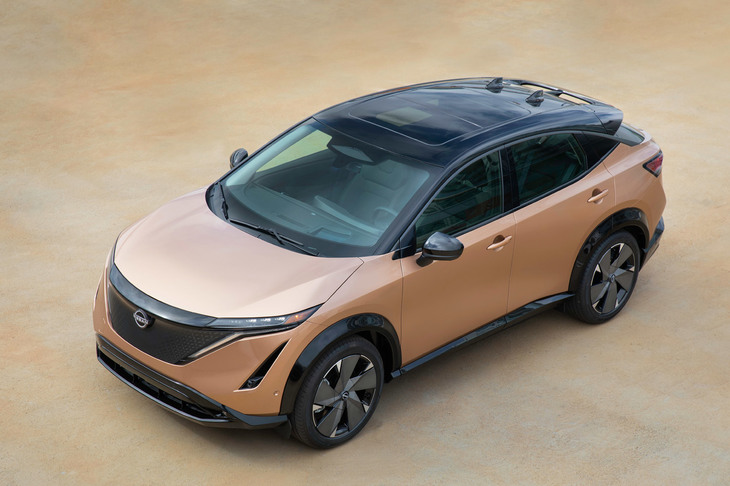 日産の「CMF-EV」プラットフォームを採用した新型EV「アリア」。ルノーの次世代EVのなかでも、「メガーヌE-Techエレクトリック」などCセグメント以上のモデルについては、日産が開発を主導したCMF-EVプラットフォームが用いられる。