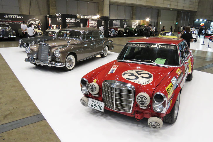 シルバースターのブースの様子。