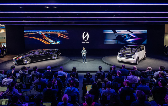 ホンダが新グローバル電気自動車「Honda 0シリーズ」をCES 2024で世界 ホンダが新グローバル電気自動車「Honda 0シリーズ」をCES 2024で世界