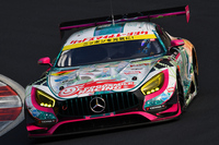 2番手スタートから逆転でGT300クラスを制したNo.4 グッドスマイル 初音ミク AMG（谷口信輝／片岡龍也）。
