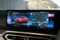 14.9インチのワイドなセンターディスプレイ。空調のコントローラーもここに統合されている。