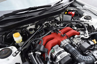 自然吸気の2リッター水平対向4気筒エンジン。スペックはノーマルの「86」（6MT車）と変わらず、最高出力207ps、最大トルク212Nmを発生する。