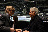 ジョルジェット・ジウジアーロ(右)は、いまだ若者にも人気衰えず。