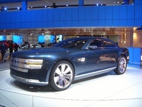 マッスルな「フォード・インターセプター」。「クライスラー300C」や「ダッジ・マグナム」のライバルになりそ
うだ。是非、量産を！