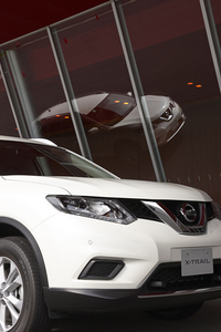 日産エクストレイル20Xハイブリッド“エマージェンシーブレーキ パッケージ”