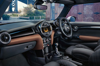 モダンで華やかな特別仕様車「MINIセブン」発売の画像