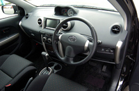 トヨタ イスト 1.5A-S(FF/4AT)【ブリーフテスト】の画像