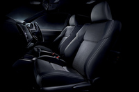 「トヨタ・カローラ アクシオ」に特別仕様車「W×B」登場の画像