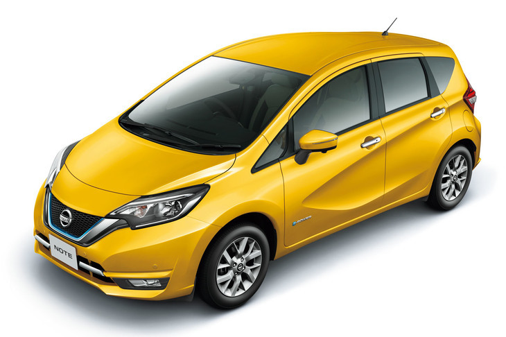 2018年の登録車販売台数1位が濃厚な「日産ノート」。トヨタ車以外が1位となるのは、2008年の「ホンダ・フィット」以来のこととなる（その前も2002年のフィット）。