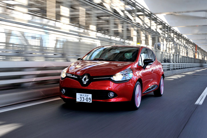 ルノー・ルーテシア インテンス